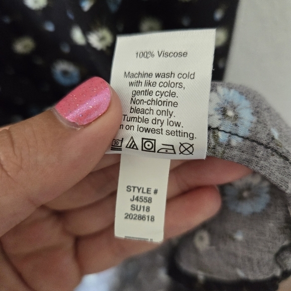 J‎ Crew M Dark Floral Midi Short Sleeve Wrap Dress Vneck - Picture 9 of 9